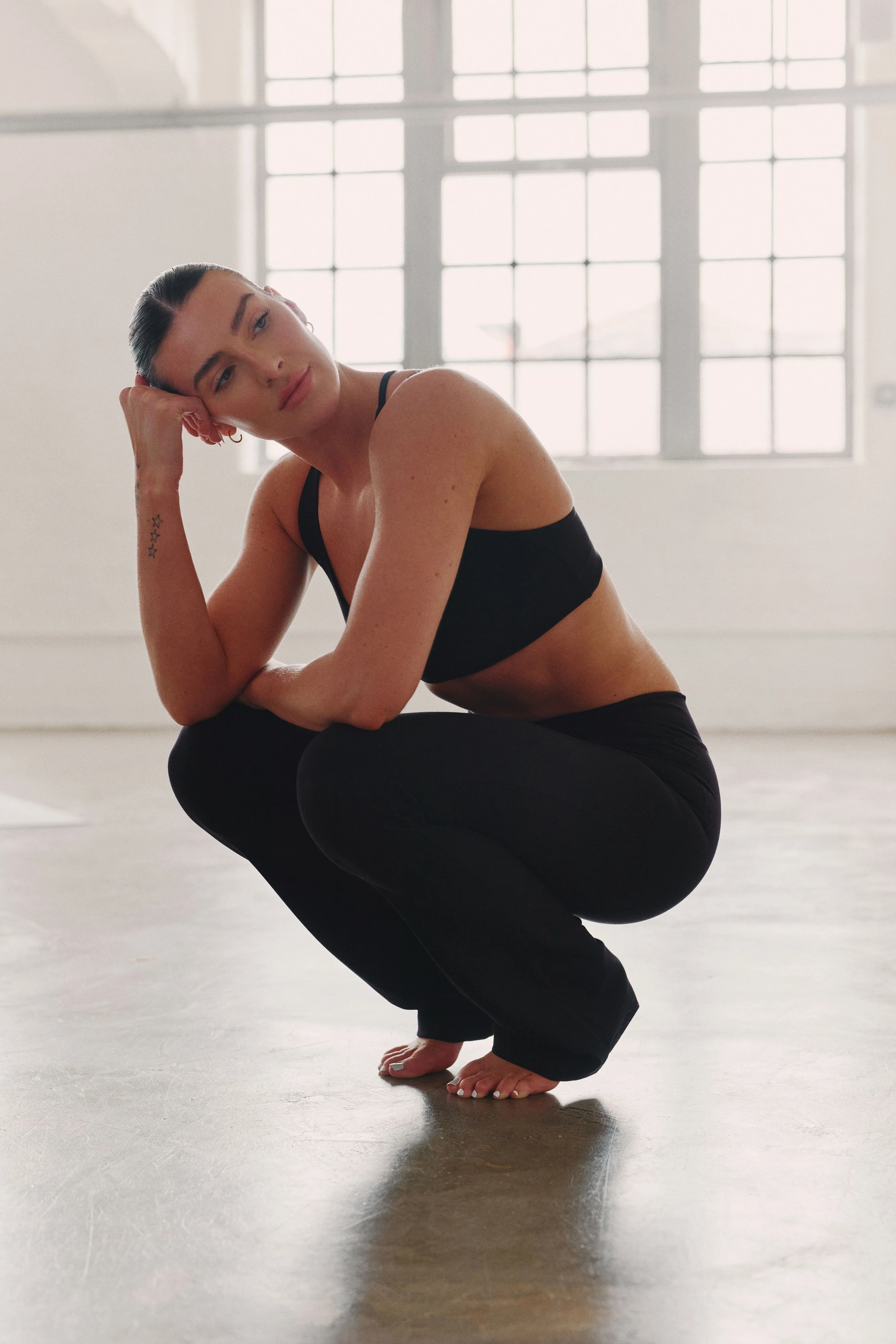 Active Elevate Wrap Flared Legging - Black - Image 3