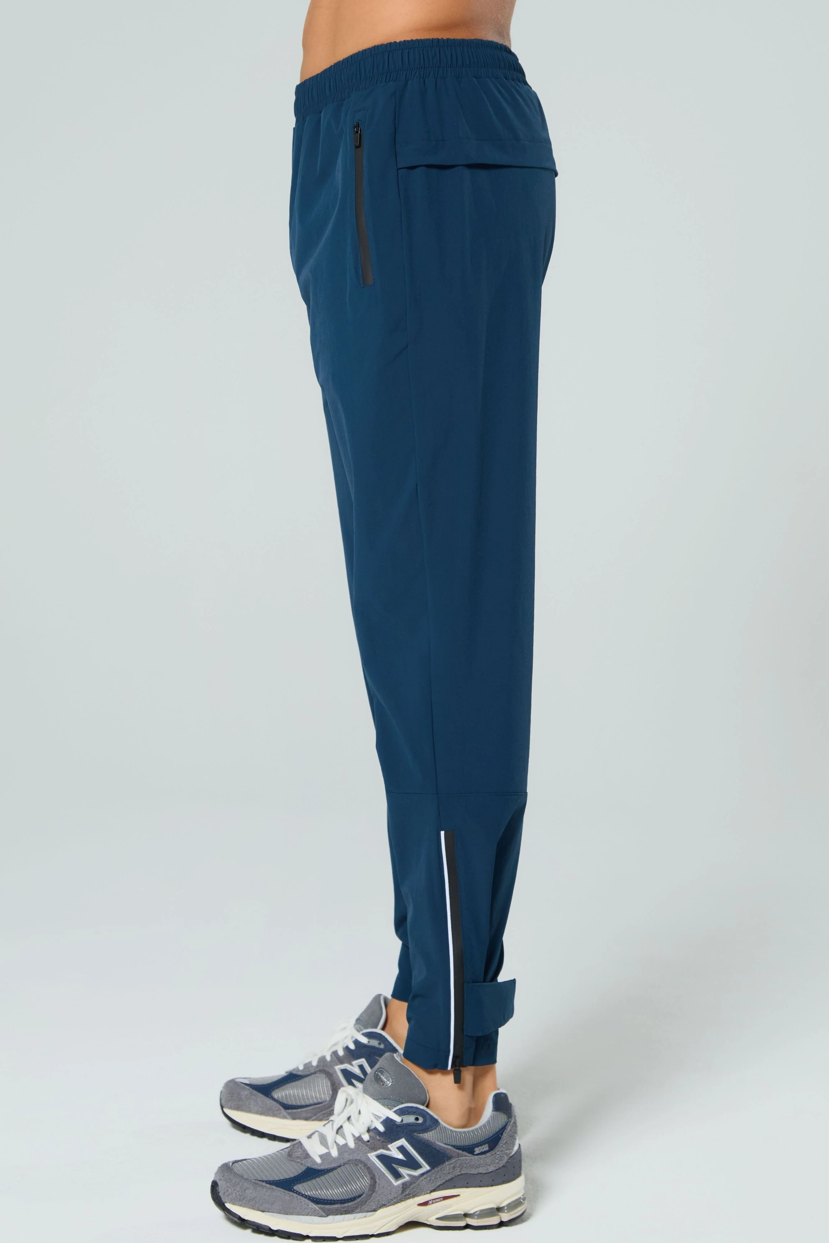 Men's Technical Adjustable Trouser - Founders' Club - Image 4