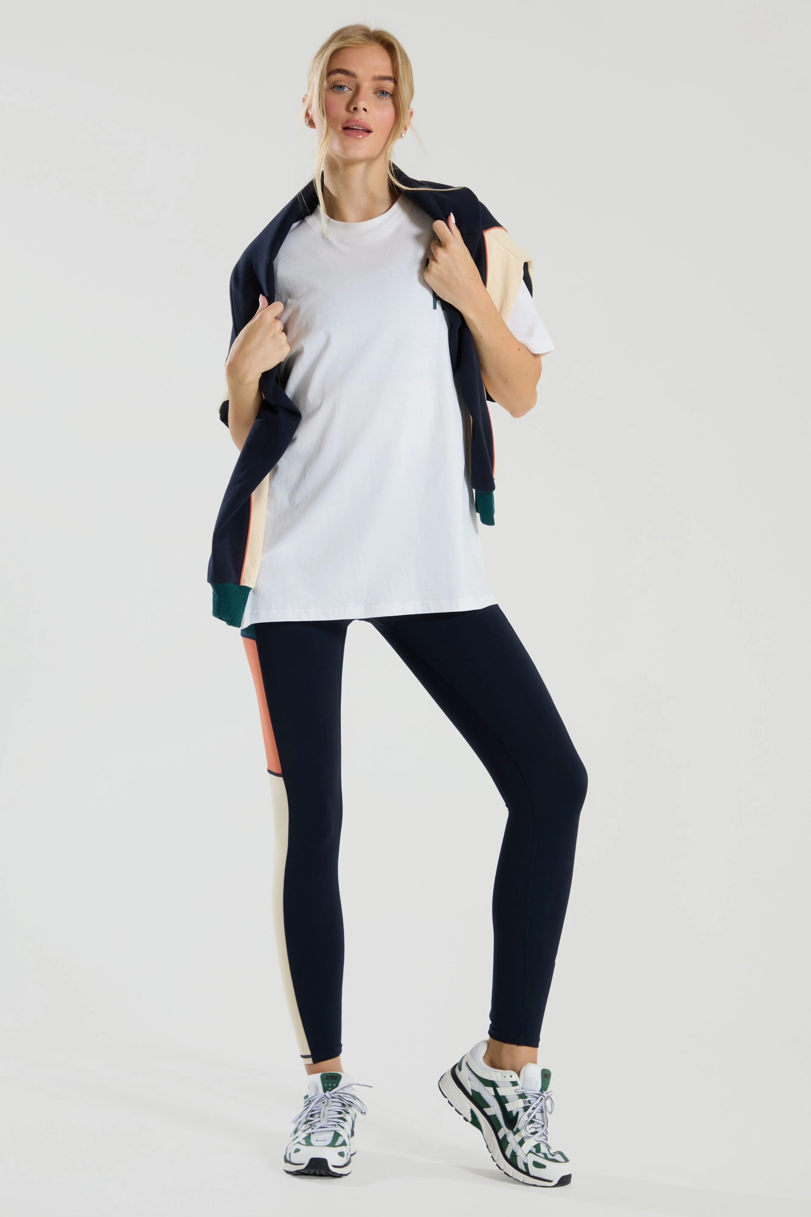 Oversized Tee - Elements - Image 4